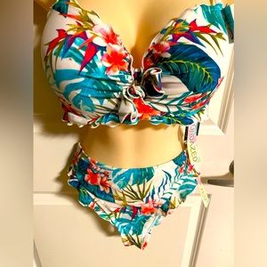 Sundazed women’s multi-color bikini swimsuit. Material is Nylon and spandex.